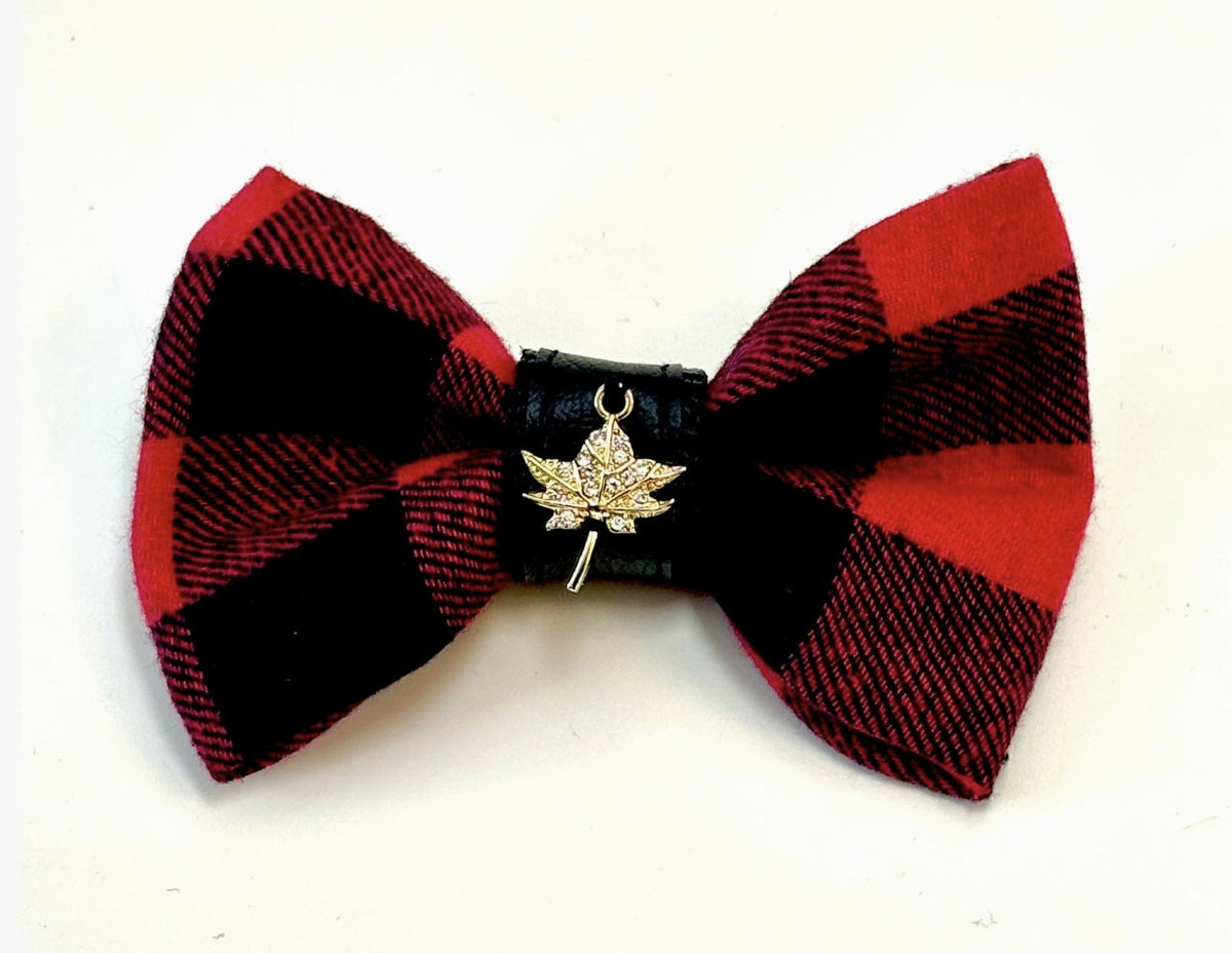 Luxury Bow Tie in Christmas Plaid, Umka Papillon