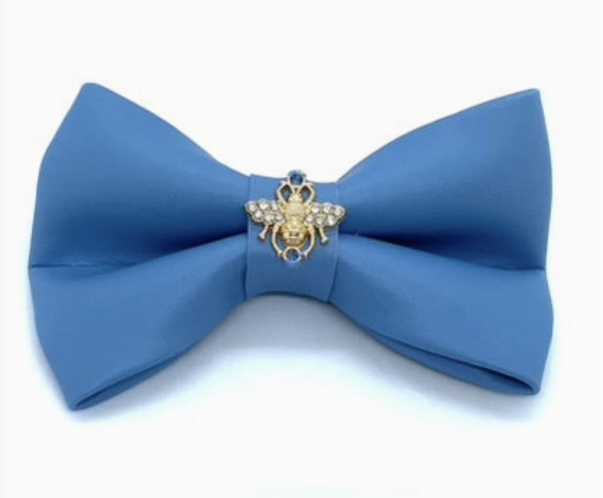 Luxury Bow Tie in Light Blue, Umka Papillon