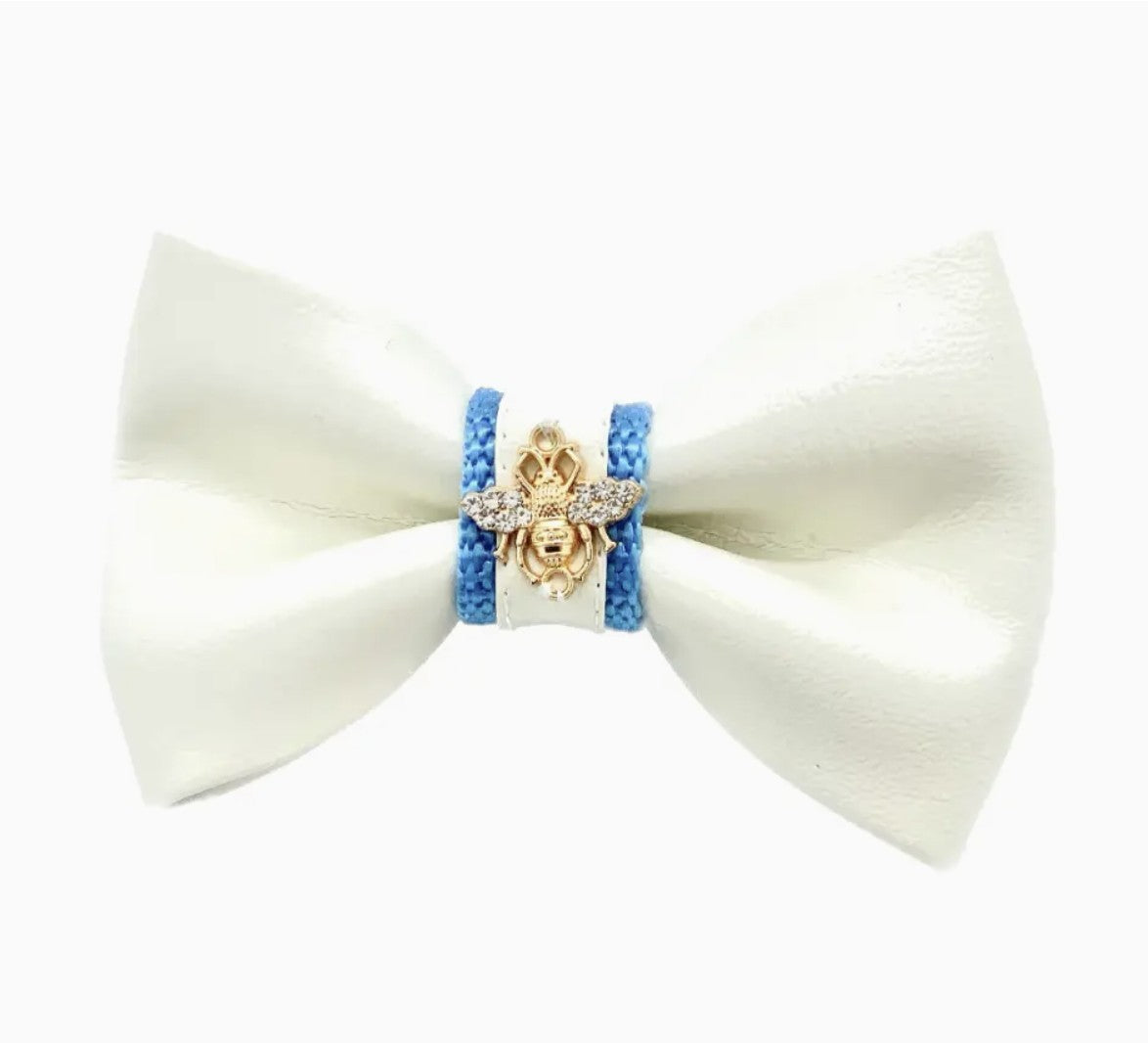 Luxury Bow Tie in White & Blue, Umka Papillon