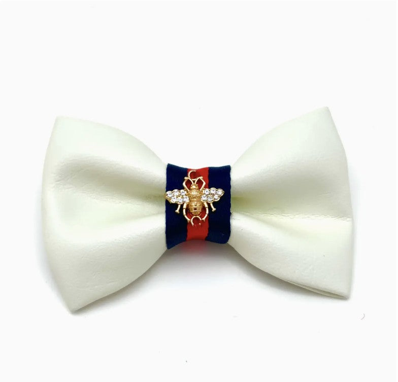 Luxury Bow Tie in White & Red, Umka Papillon